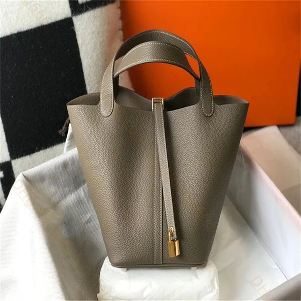 pure colour with lock shoulders bag luxury designer bucket bags women's fashion cross body bags handbags clutch totes hobo purses walle
pure colour with lock shoulders bag luxury designer bucket bags women's fashion cross body bags handbags clutch totes hobo purses walle