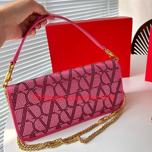 2023 luxury brand designer chain shoulder bags fashion v letter handbag wallet vintage ladies solid color leather handbag designer shoulder
2023 luxury brand designer chain shoulder bags fashion v letter handbag wallet vintage ladies solid color leather handbag designer shoulder