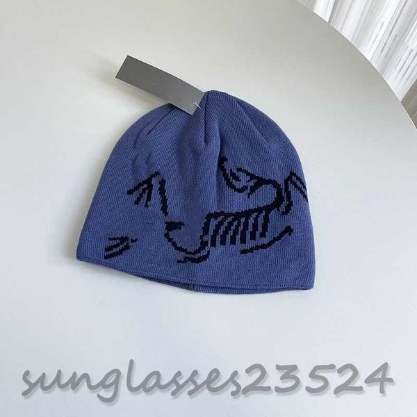 2023ss hat fashion mens designers bonnet winter beanie knitted wool hat plus velvet cap skullies thicker mask fringe beanies hats, Blue;gray
2023ss hat fashion mens designers bonnet winter beanie knitted wool hat plus velvet cap skullies thicker mask fringe beanies hats, Blue;gray