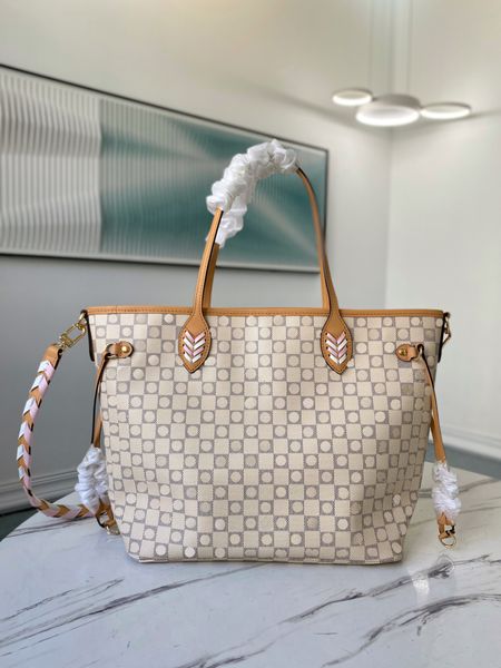 women's classic embossed printing handbag woven leather shoulder strap single shoulder bag leather designer bag wallet luxury tote larg
women's classic embossed printing handbag woven leather shoulder strap single shoulder bag leather designer bag wallet luxury tote larg