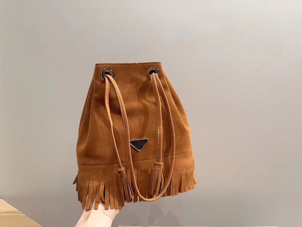 drawstring fashion bags designer shoulder bag women bucket bag genuine leather tassel purse luxury pocket lady shopping bag daily purse hand
drawstring fashion bags designer shoulder bag women bucket bag genuine leather tassel purse luxury pocket lady shopping bag daily purse hand