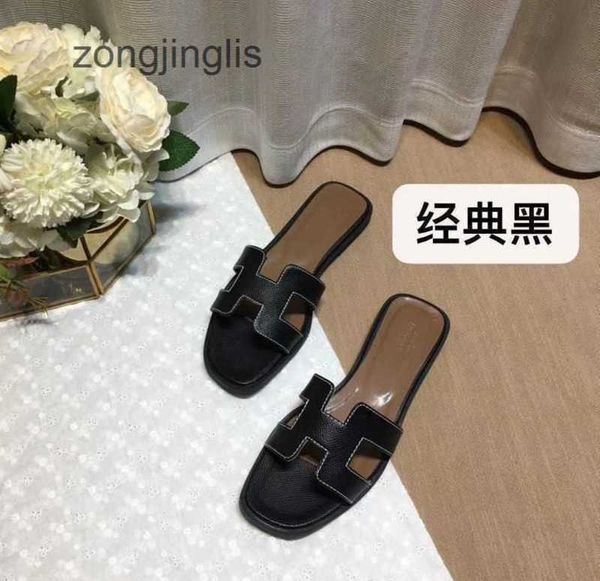 2023 designer herr higwomen's oran slippers slipper shoes sandal women bear setting summer beacleatherr leisure fashion wear rhinestone
2023 designer herr higwomen's oran slippers slipper shoes sandal women bear setting summer beacleatherr leisure fashion wear rhinestone