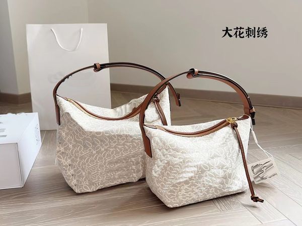 

23 Miss bag Lunch box bag cubi underarm bag new free shipping ladies handbag shoulder bag embroidery size canvas bag designer bag jacquard cloth printing bag Size size