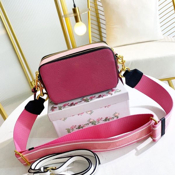 designer bag fashion womens mens snapshigh texture snap sladies bag handbag famous camera shoulder bags side wallet black crossbody underarm
designer bag fashion womens mens snapshigh texture snap sladies bag handbag famous camera shoulder bags side wallet black crossbody underarm