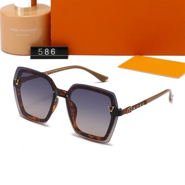 2023 women's sunglasses designer round glasses metal frame uv400 vintage sunglasses for men and women275f, White;black
2023 women's sunglasses designer round glasses metal frame uv400 vintage sunglasses for men and women275f, White;black