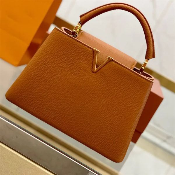 fashion designer bag capucines bb handbag women shoulder bag taurillon mid size dame bag wallet crossbody leather purser lady the tote bags
fashion designer bag capucines bb handbag women shoulder bag taurillon mid size dame bag wallet crossbody leather purser lady the tote bags