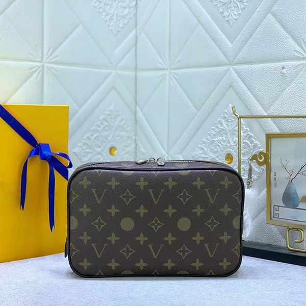 women clutch bags designer bag handbag leather checked bag wash bag toiletry kit luis bag large capacity cosmetic bags makeup toiletry bag p
women clutch bags designer bag handbag leather checked bag wash bag toiletry kit luis bag large capacity cosmetic bags makeup toiletry bag p