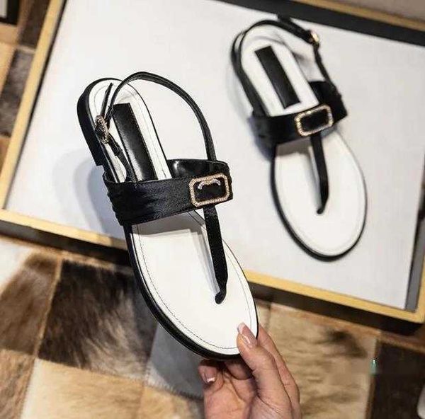 women slippers thong sandal flip flops mules crystal embellished buckle dress shoes luxury slides, Black
women slippers thong sandal flip flops mules crystal embellished buckle dress shoes luxury slides, Black