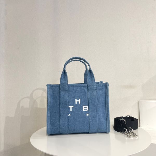 patch denim tote handbag fashion designer bag luxury crossbody bag casaul shopping bag designer letter women's handbag
patch denim tote handbag fashion designer bag luxury crossbody bag casaul shopping bag designer letter women's handbag