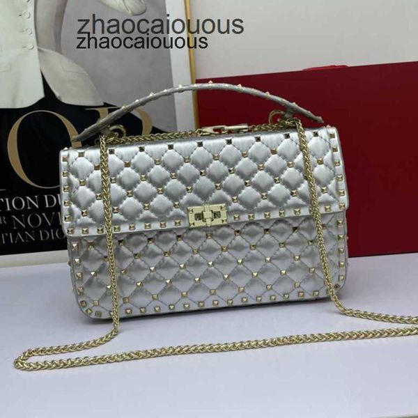 lady's classic bags fashionable crossbody bag sheepskin valantioes women handbags designer luxury diamond beach grid rivet small portab
lady's classic bags fashionable crossbody bag sheepskin valantioes women handbags designer luxury diamond beach grid rivet small portab