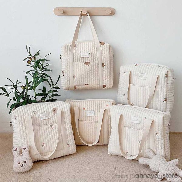 diaper bags baby zipper diaper handbag with pocket cotton bags cute flower embroidery pattern new luggage bag r230823
diaper bags baby zipper diaper handbag with pocket cotton bags cute flower embroidery pattern new luggage bag r230823