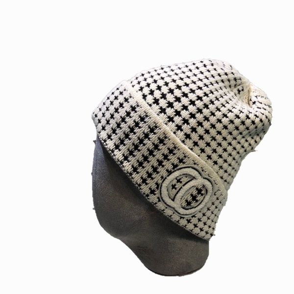 designer beanie luxury knitted hat popular winter cashmere metal letters casual outdoor bonnet knitted caps 4 color very good, Blue;gray
designer beanie luxury knitted hat popular winter cashmere metal letters casual outdoor bonnet knitted caps 4 color very good, Blue;gray