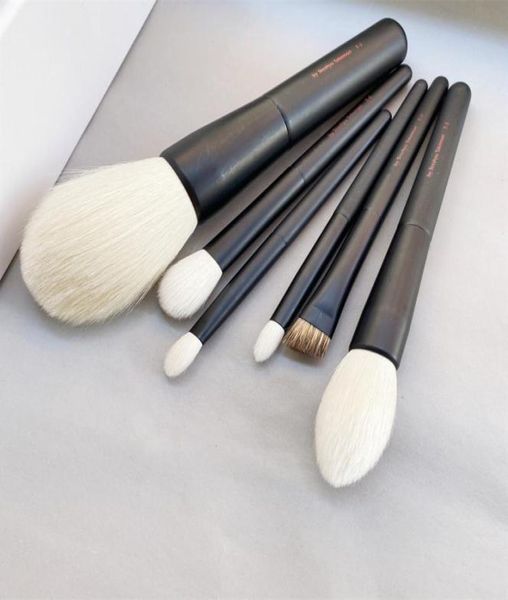 t1 powder brush t5 highlight t6 t7 t8 eye shadow blending t9 eyebrow makeup brushes finest goat hair beauty cosmetics tool7776348
t1 powder brush t5 highlight t6 t7 t8 eye shadow blending t9 eyebrow makeup brushes finest goat hair beauty cosmetics tool7776348