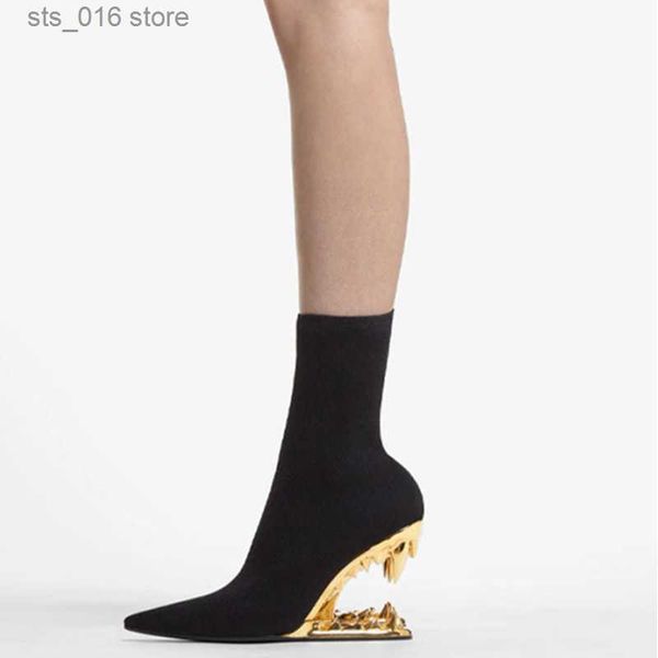 boots european and american new knitted lacquer leather women's short boots fashion pointed side zipper teeth high heel ankle boots t23, Black
boots european and american new knitted lacquer leather women's short boots fashion pointed side zipper teeth high heel ankle boots t23, Black