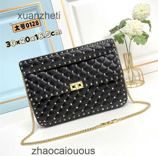 designer handbags valantionc luxury lady's new bag women crossbody sheepskin classic diamond beach bags rivet small leather large capac
designer handbags valantionc luxury lady's new bag women crossbody sheepskin classic diamond beach bags rivet small leather large capac