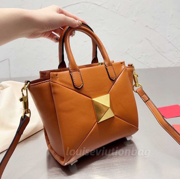 pu leather handbag chain bag women luxurys fashion designers bags female clutch classic girl shoulder bags
pu leather handbag chain bag women luxurys fashion designers bags female clutch classic girl shoulder bags