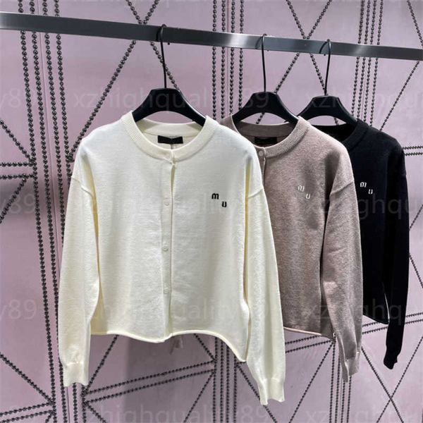 designer cardigan women sweaters womens knitwear jacket stylish embroidered small letters rolled hem slim cosy knit jackets designer cardiga, White;black
designer cardigan women sweaters womens knitwear jacket stylish embroidered small letters rolled hem slim cosy knit jackets designer cardiga, White;black