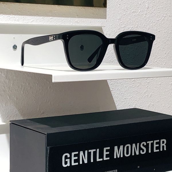 gentle monster sunglasses small box sunglasses for men and women retro sunglasses small box with myopia glasses, White;black
gentle monster sunglasses small box sunglasses for men and women retro sunglasses small box with myopia glasses, White;black