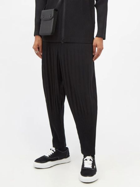 men's pants alsey pleated harem baggy 2023 casual wide leg solid trousers harajuku streetwear 90s joggers for men clothing 230824, Black
men's pants alsey pleated harem baggy 2023 casual wide leg solid trousers harajuku streetwear 90s joggers for men clothing 230824, Black