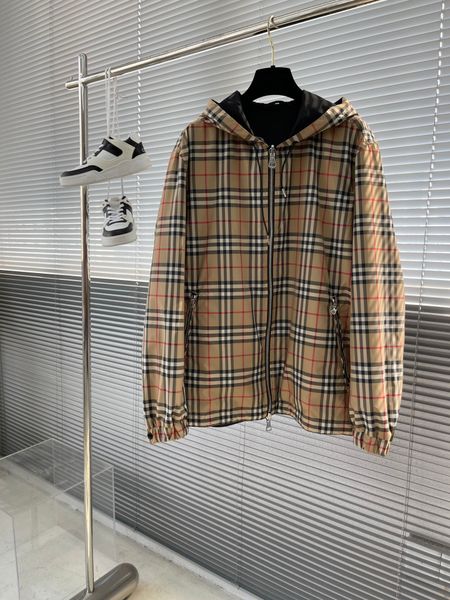 classic brand style mens jacket double side wear design grid windbreaker us size luxury r jacket, Black;brown
classic brand style mens jacket double side wear design grid windbreaker us size luxury r jacket, Black;brown