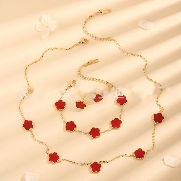 five leaf flower frimedary necklace new explosive titanium steel clavicle chain female wholesale retail stainless steel three-piece set with, Black
five leaf flower frimedary necklace new explosive titanium steel clavicle chain female wholesale retail stainless steel three-piece set with, Black