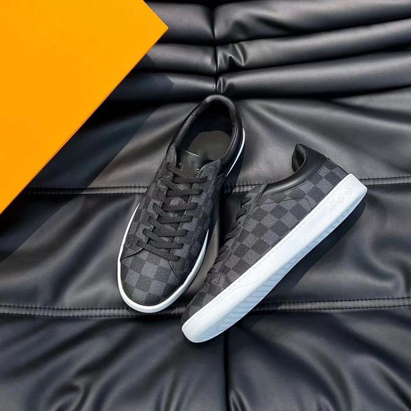 luxembourg sneakers men letter embossing shoes designers causual shoe breathable perforated sports men jogging sneaker luxury revoli trainer, Red;white
luxembourg sneakers men letter embossing shoes designers causual shoe breathable perforated sports men jogging sneaker luxury revoli trainer, Red;white