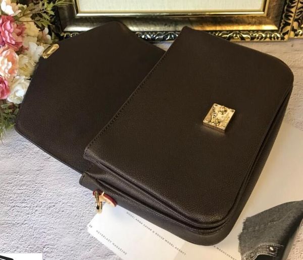 the latest fashioni shoulder bag simple small square bag women's casual handbag women's fashion pu crossbody messenger ba handbag
the latest fashioni shoulder bag simple small square bag women's casual handbag women's fashion pu crossbody messenger ba handbag