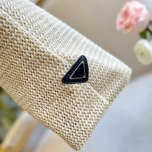 summer stripe straw fashion bags designer bag woman crochet tote bag luxury handbag summer shopping purse totes shoulder handbags triangle 2
summer stripe straw fashion bags designer bag woman crochet tote bag luxury handbag summer shopping purse totes shoulder handbags triangle 2