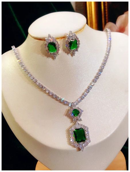 jewelry sets for women s925 sterling silver emerald gemstone earrings sparkling necklace classic fine jewellery drop
jewelry sets for women s925 sterling silver emerald gemstone earrings sparkling necklace classic fine jewellery drop