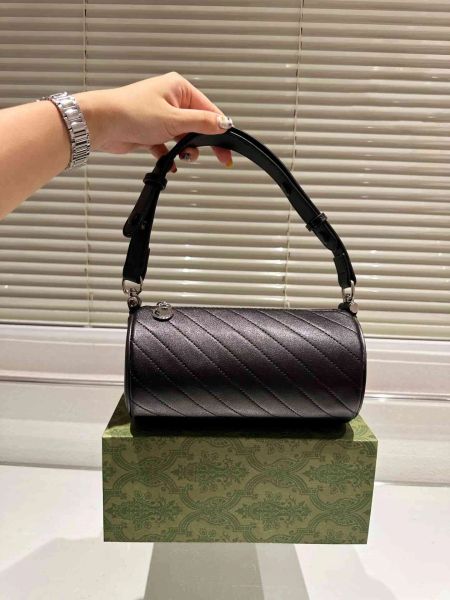 2023 new fashion designer bag round barrel bag women designer crossbody bags handbag fashion luxury tote bags
2023 new fashion designer bag round barrel bag women designer crossbody bags handbag fashion luxury tote bags