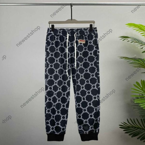 2022 autumn paris mens pants designer men classic letter print joggers womens pocket streetwear jogger casual trousers fashion trouser3lma, Black
2022 autumn paris mens pants designer men classic letter print joggers womens pocket streetwear jogger casual trousers fashion trouser3lma, Black
