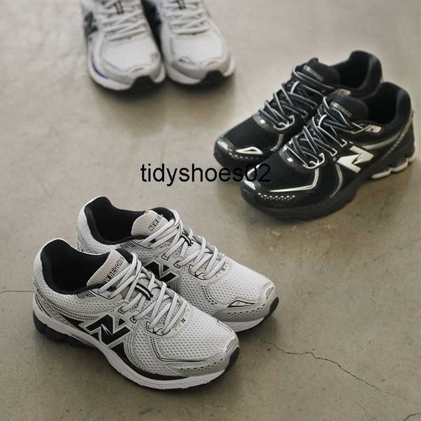 new balances shoes nb860 dad's shoes ins campus wind mesh breathable student couple running shoe trend, Black
new balances shoes nb860 dad's shoes ins campus wind mesh breathable student couple running shoe trend, Black