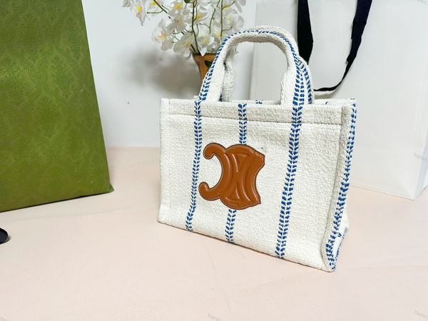 2023designer latest bag women's color matching bucket bag fashion versatile triumphal arch wool single shoulder messenger handbag
2023designer latest bag women's color matching bucket bag fashion versatile triumphal arch wool single shoulder messenger handbag