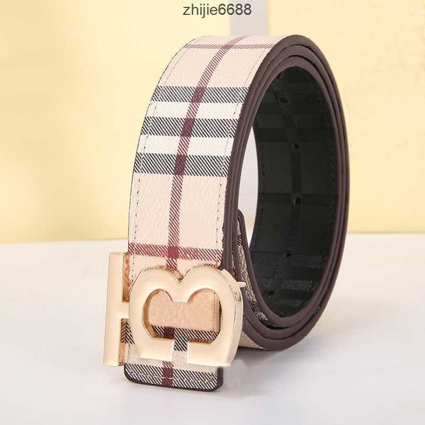burbreriness burberriness classic vintage men printed belt fashion letter smooth buckle doublesided denim belts luxury brand designer belt w, Black;brown
burbreriness burberriness classic vintage men printed belt fashion letter smooth buckle doublesided denim belts luxury brand designer belt w, Black;brown