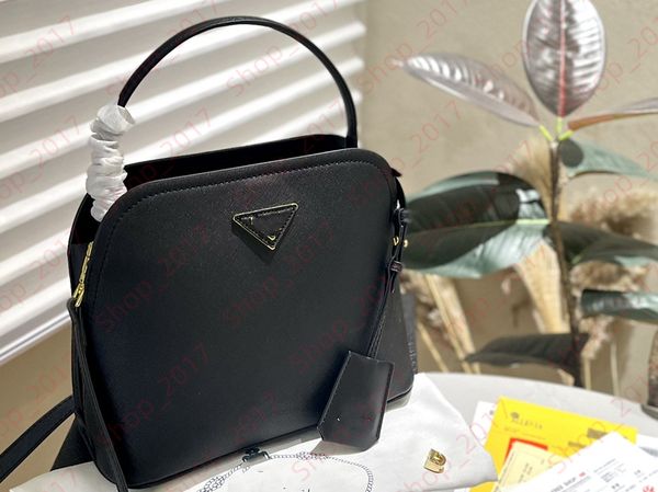 designer saffiano tote shell bag triangle crossbody alma bb bag women handbag purse diamond evening party handbag wallet detachable strap ga
designer saffiano tote shell bag triangle crossbody alma bb bag women handbag purse diamond evening party handbag wallet detachable strap ga