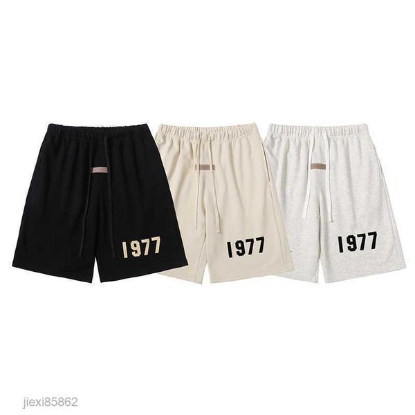 4suj 2023 men's and women's fashion shorts high street brand 1977 capris style, White;black
4suj 2023 men's and women's fashion shorts high street brand 1977 capris style, White;black