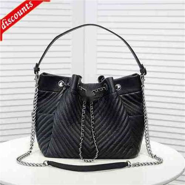 271726 design luxury letter brand shoulder chain cc bag woman's v shaped jumbo maxi gst shopping bags lambskin leather vintag321i
271726 design luxury letter brand shoulder chain cc bag woman's v shaped jumbo maxi gst shopping bags lambskin leather vintag321i