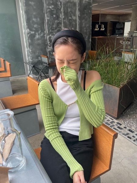 women's knits tee sweater spring and autumn knitted longsleeved cardigan metal button women 230824, White
women's knits tee sweater spring and autumn knitted longsleeved cardigan metal button women 230824, White