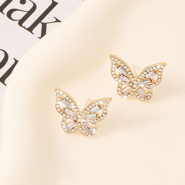 plated 925 silver luxury brand designers letters stud geometric famous women round crystal rhinestone earring wedding perty jewerlry circula, Golden;silver
plated 925 silver luxury brand designers letters stud geometric famous women round crystal rhinestone earring wedding perty jewerlry circula, Golden;silver