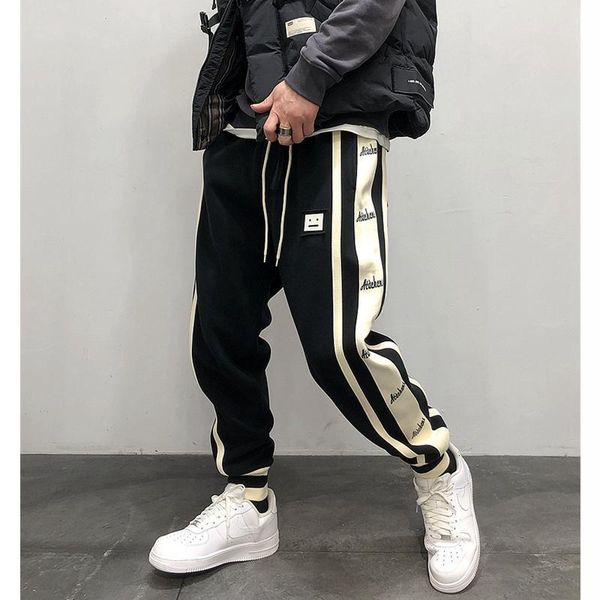 men's pants high street style winter casual sports sweatpants fashion brand stitching loose leggings trousers 230824, Black
men's pants high street style winter casual sports sweatpants fashion brand stitching loose leggings trousers 230824, Black