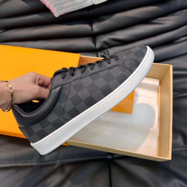 luxembourg sneakers men letter embossing shoes designers causual shoe breathable perforated sports men jogging sneaker luxury revoli trainer, Red;white
luxembourg sneakers men letter embossing shoes designers causual shoe breathable perforated sports men jogging sneaker luxury revoli trainer, Red;white