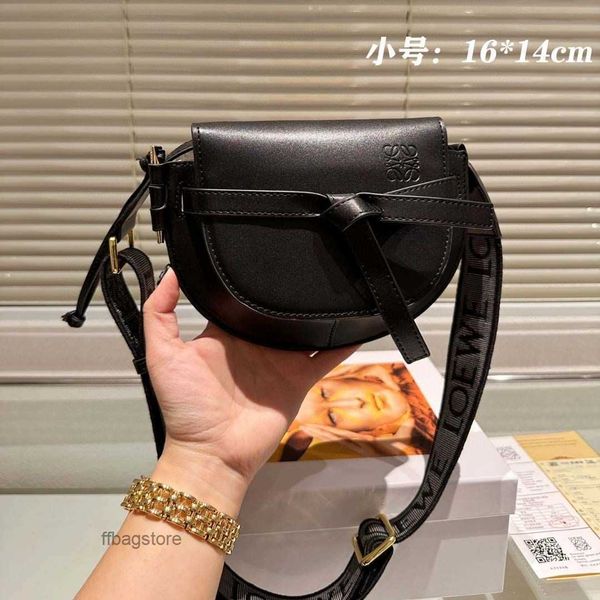 lowe moon cowhide saddle shoulder wide bag designer cross pattern half bags girl gate oblique spain strap purse single family bow flap women
lowe moon cowhide saddle shoulder wide bag designer cross pattern half bags girl gate oblique spain strap purse single family bow flap women