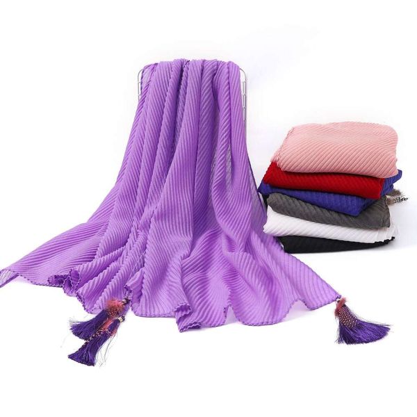 malaysia headscarf wrinkled four corners hanging feather tasseled scarf muslim hijab, Blue;gray
malaysia headscarf wrinkled four corners hanging feather tasseled scarf muslim hijab, Blue;gray
