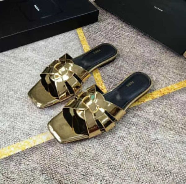 2023 luxury brand designer women slippers sandals slide summer fashion black red white casual luxurys designers ladies beach platform shoes
2023 luxury brand designer women slippers sandals slide summer fashion black red white casual luxurys designers ladies beach platform shoes