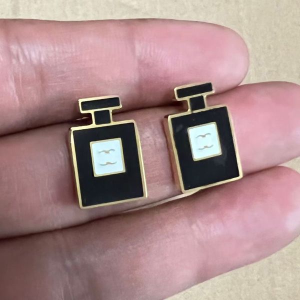 luxury brand women designer studs simple letter style perfume bottle titanium steel fashion couple earrings wholesale, Golden;silver
luxury brand women designer studs simple letter style perfume bottle titanium steel fashion couple earrings wholesale, Golden;silver