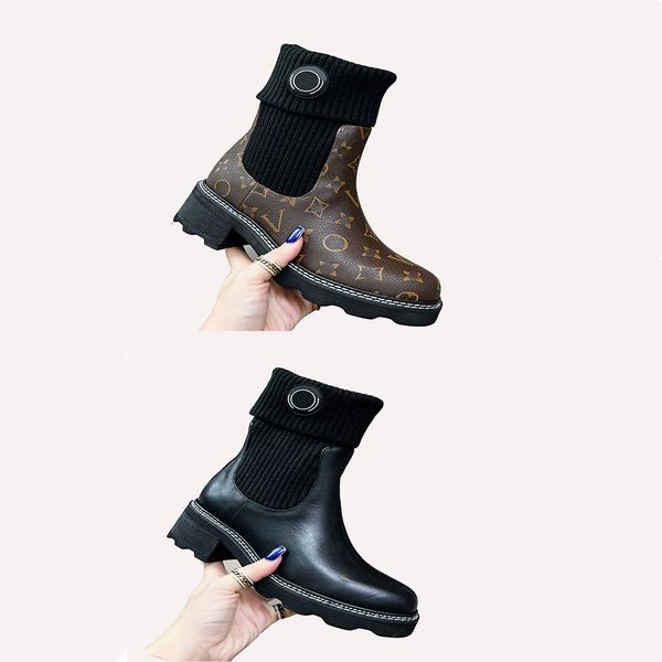 plaid leather ankle boots christmas boots platform slip on round flat platform half boots luxury designer high women's chunky heel ride, Black
plaid leather ankle boots christmas boots platform slip on round flat platform half boots luxury designer high women's chunky heel ride, Black