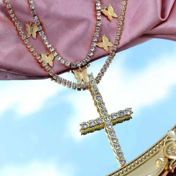 pendant necklaces punk hip hop cross crystal necklace for women multilayer shiny butterfly rhinestone choker luxury jewelry gift 230613, Silver
pendant necklaces punk hip hop cross crystal necklace for women multilayer shiny butterfly rhinestone choker luxury jewelry gift 230613, Silver
