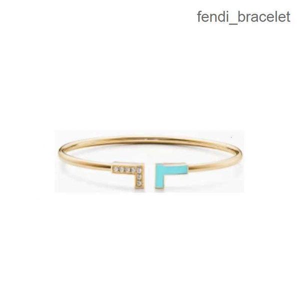 luxury designer t family's multiple styles bracelet women's white shell bare body with diamond sterling silver 18k gold plated ros, Black
luxury designer t family's multiple styles bracelet women's white shell bare body with diamond sterling silver 18k gold plated ros, Black