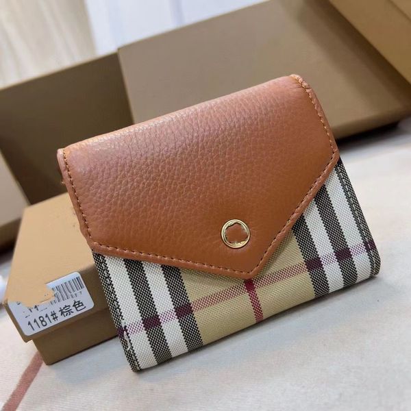 luxury classic wallet holding head layer cowhide plaid wallet triple fold designer credit card holder wallet with box card bag, Red;black
luxury classic wallet holding head layer cowhide plaid wallet triple fold designer credit card holder wallet with box card bag, Red;black
