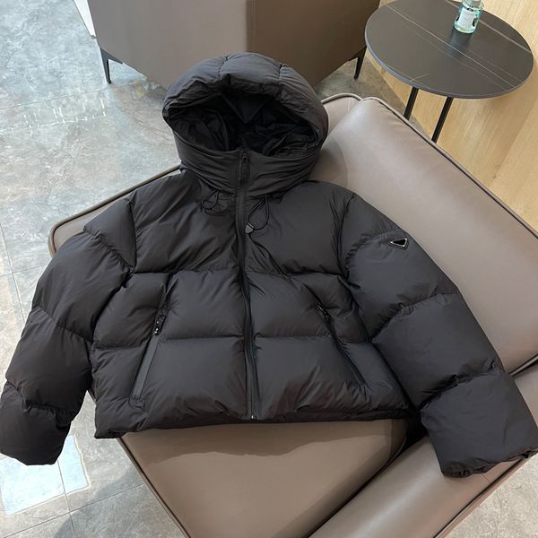 8.25 keep warm hooded drawstring triangle zipper short goose down jacket women, Black
8.25 keep warm hooded drawstring triangle zipper short goose down jacket women, Black